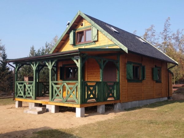 drewniany-dom-z-tarasem-janusz-35m2
