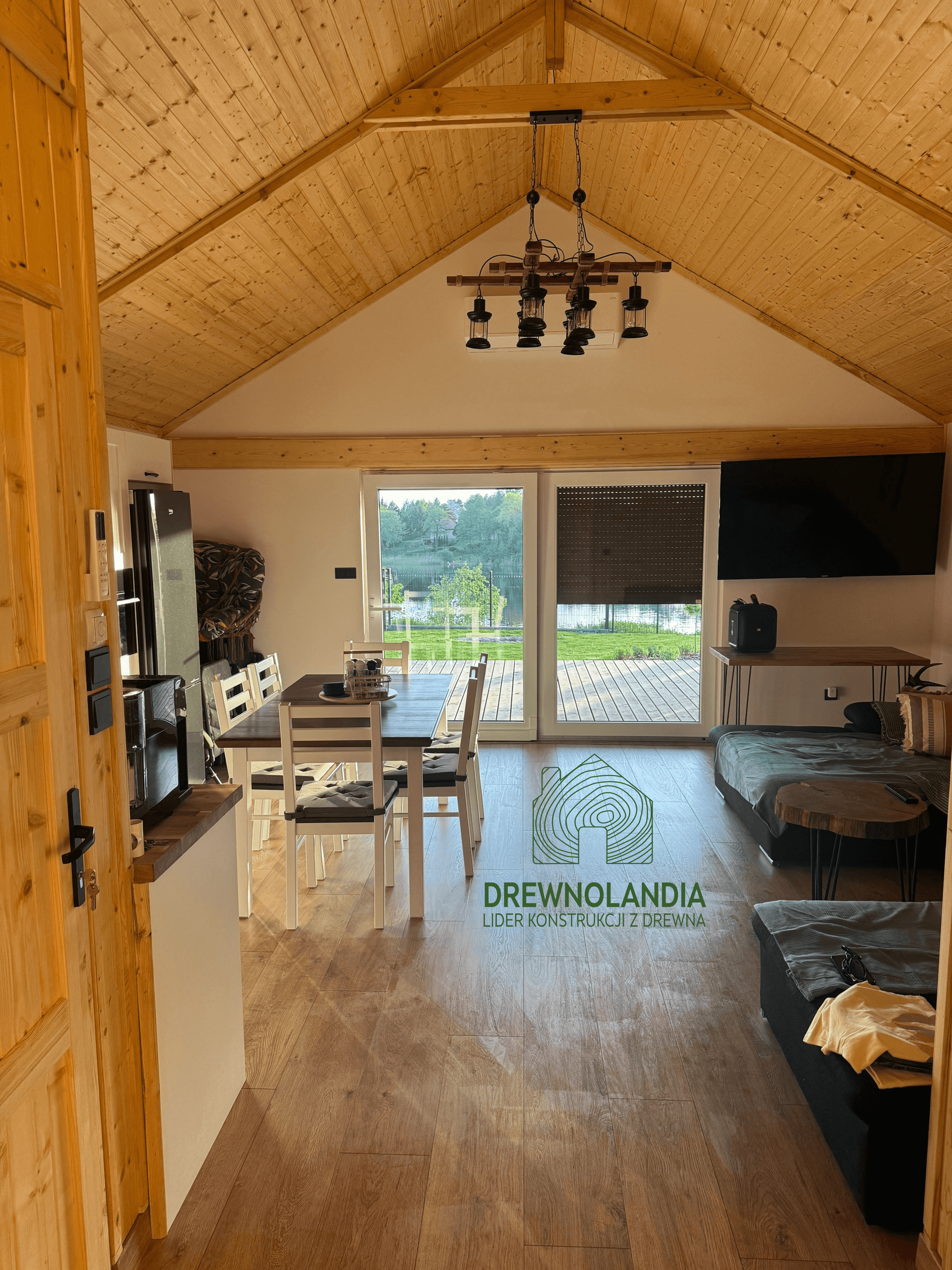 CRK1 – drewniany domek rekreacyjny, parterowy, o powierzchni 70 m²