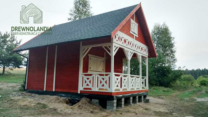 Domek z drewna impregnat malowanie