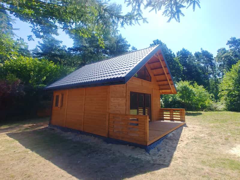 CRA6 PREMIUM – letniskowy, drewniany domek całoroczny z antresolą o powierzchni 36 m²