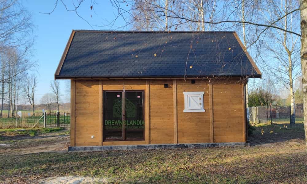Drewnolandia CRA8 – dom całoroczny z drewna