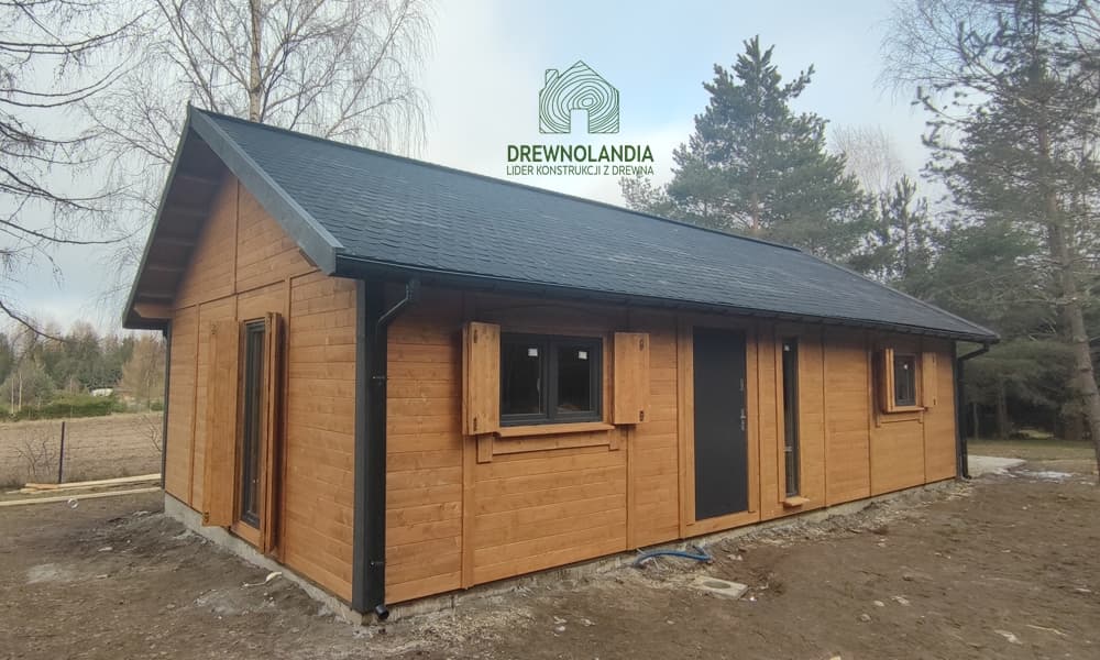 Drewniany domek rekreacyjny całoroczny CRK1 - 70 m²