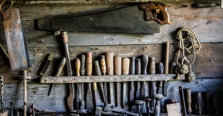 Domek narzędziowy w Twoim ogrodzie – alternatywa dla piwnicy w domu wolnostojącym