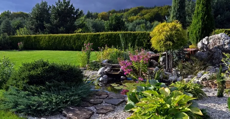 Jak zrobić skalniak w ogrodzie?