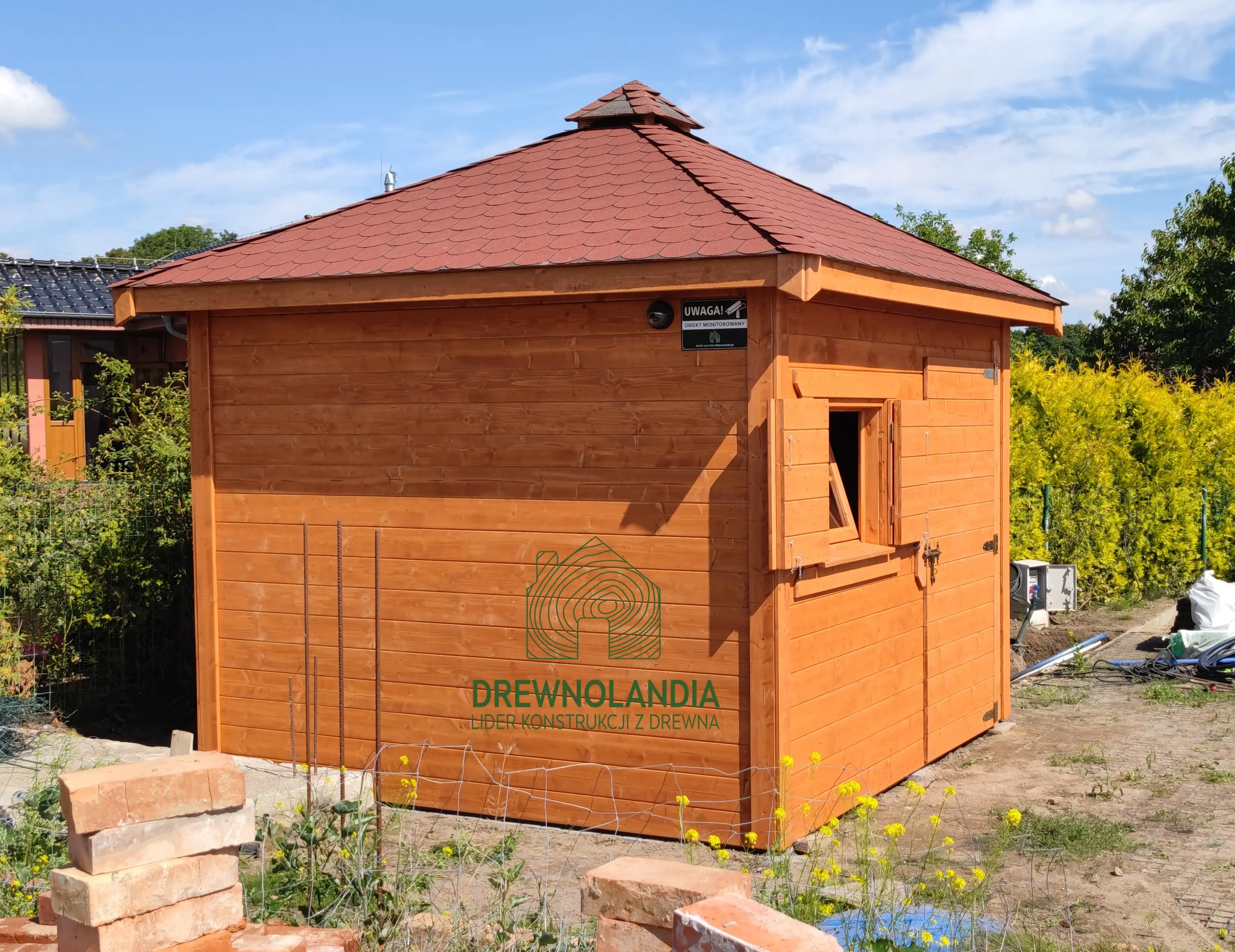 Drewniana szopka na narzędzia Filip, powierzchnia 9 m², idealna do ogrodu