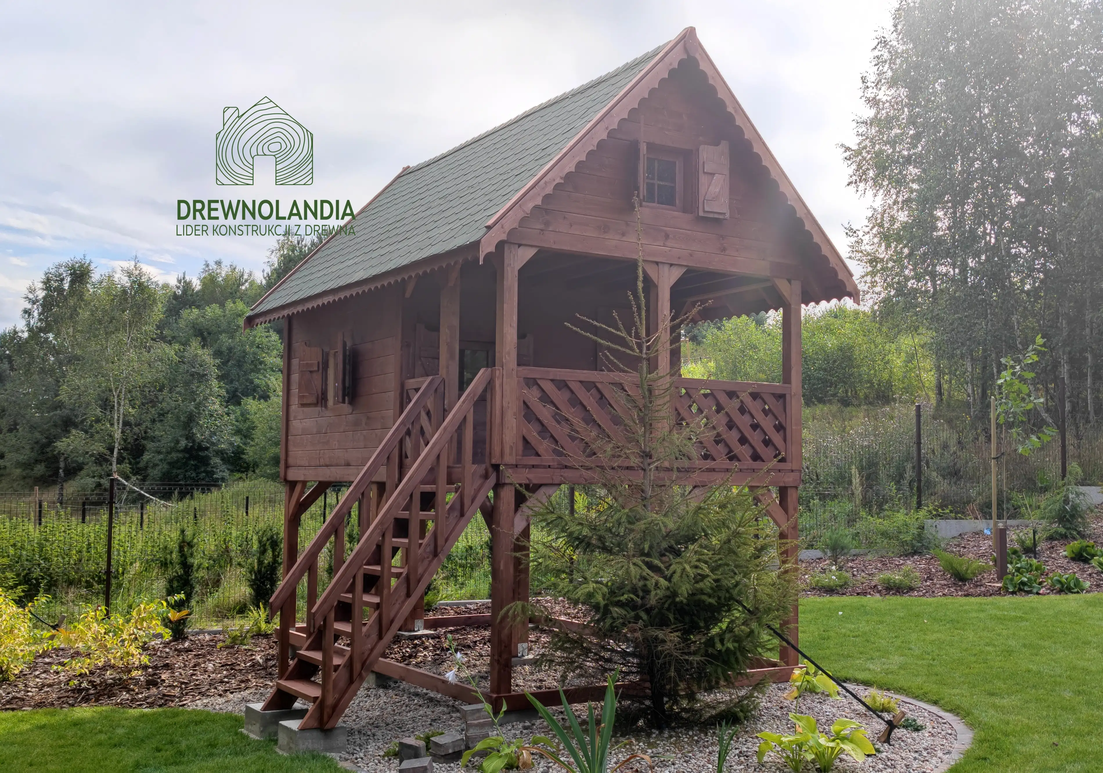 Kitty IV - duży drewniany domek dziecięcy, idealny do zabaw w ogrodzie