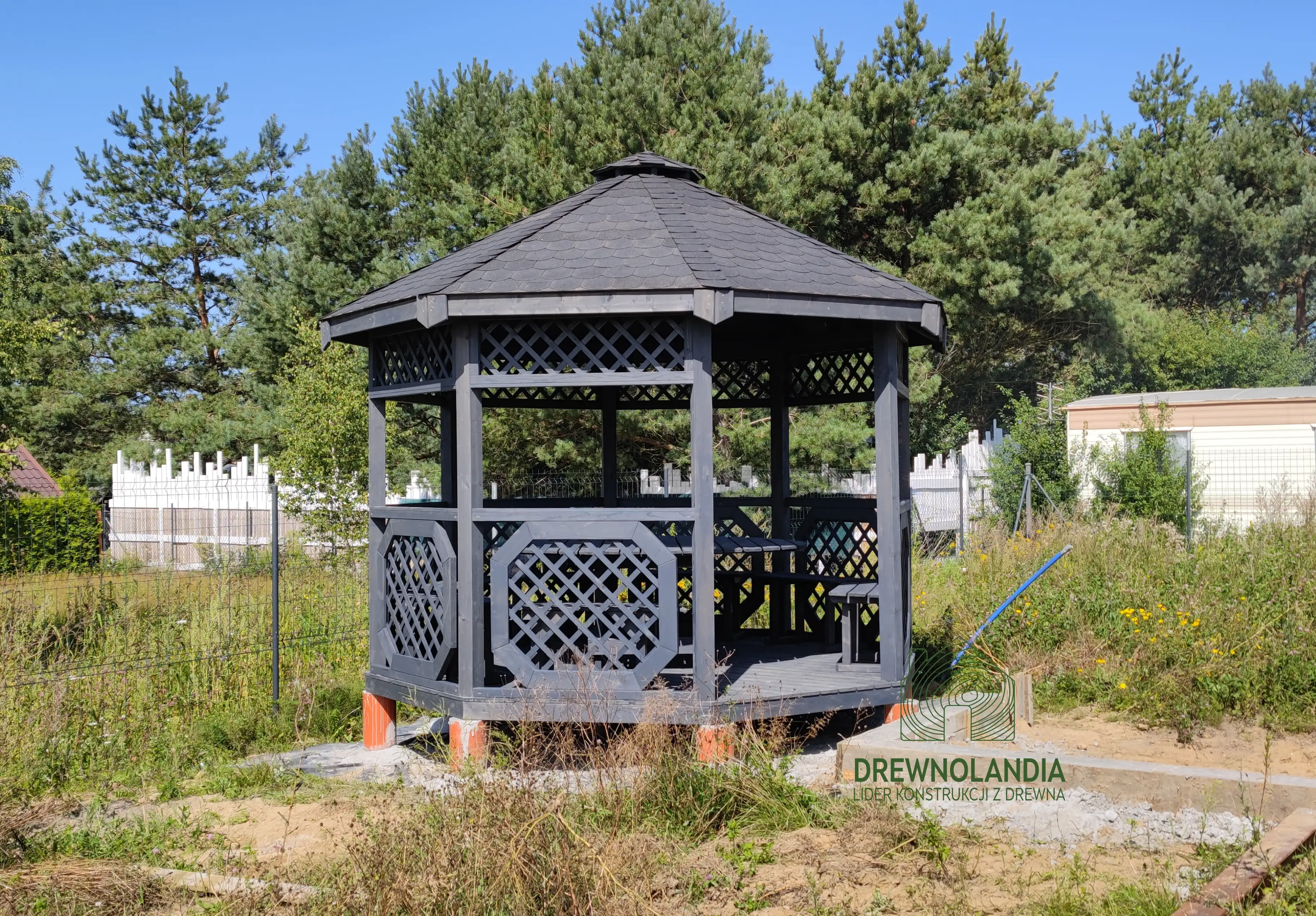 Drewniana altanka do ogrodu "Ola", ośmiokątna konstrukcja