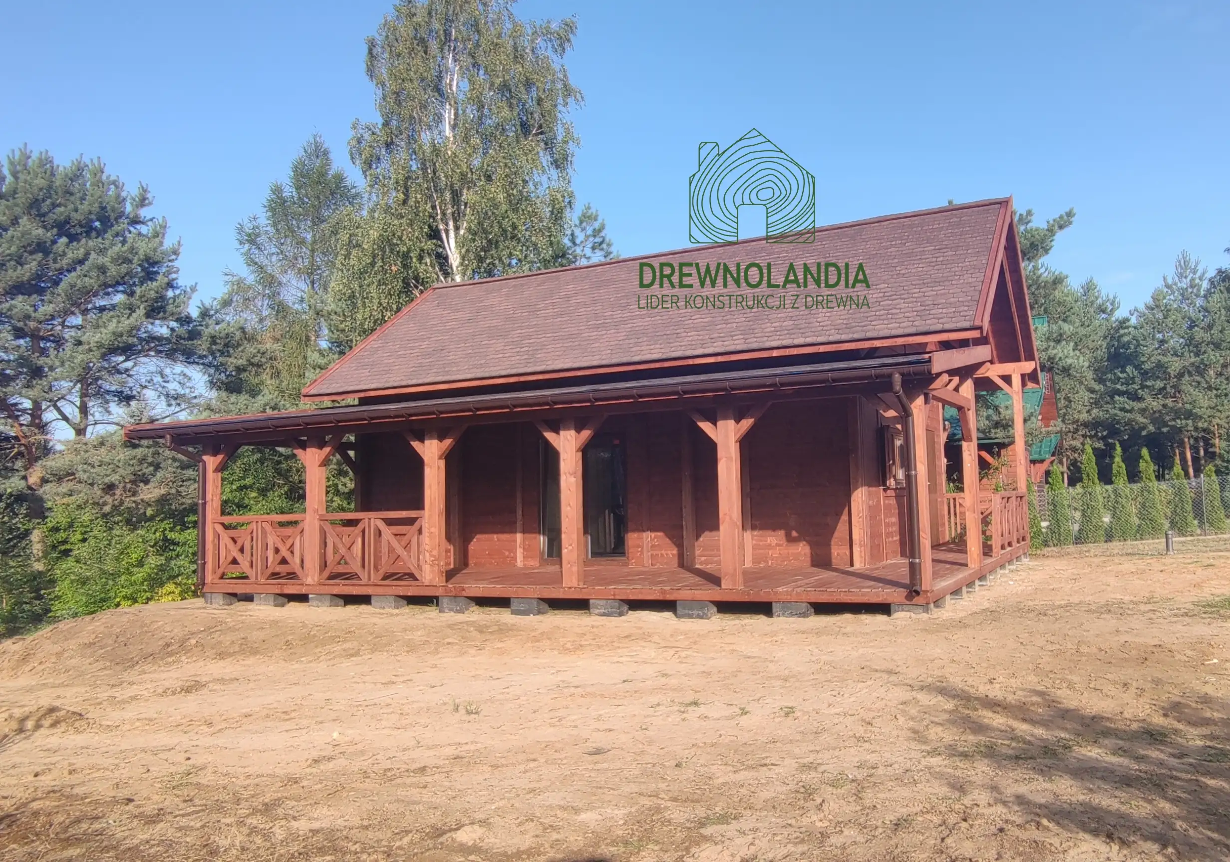 Domek CRK7 – rekreacyjny, przestronny z drewnianą elewacją