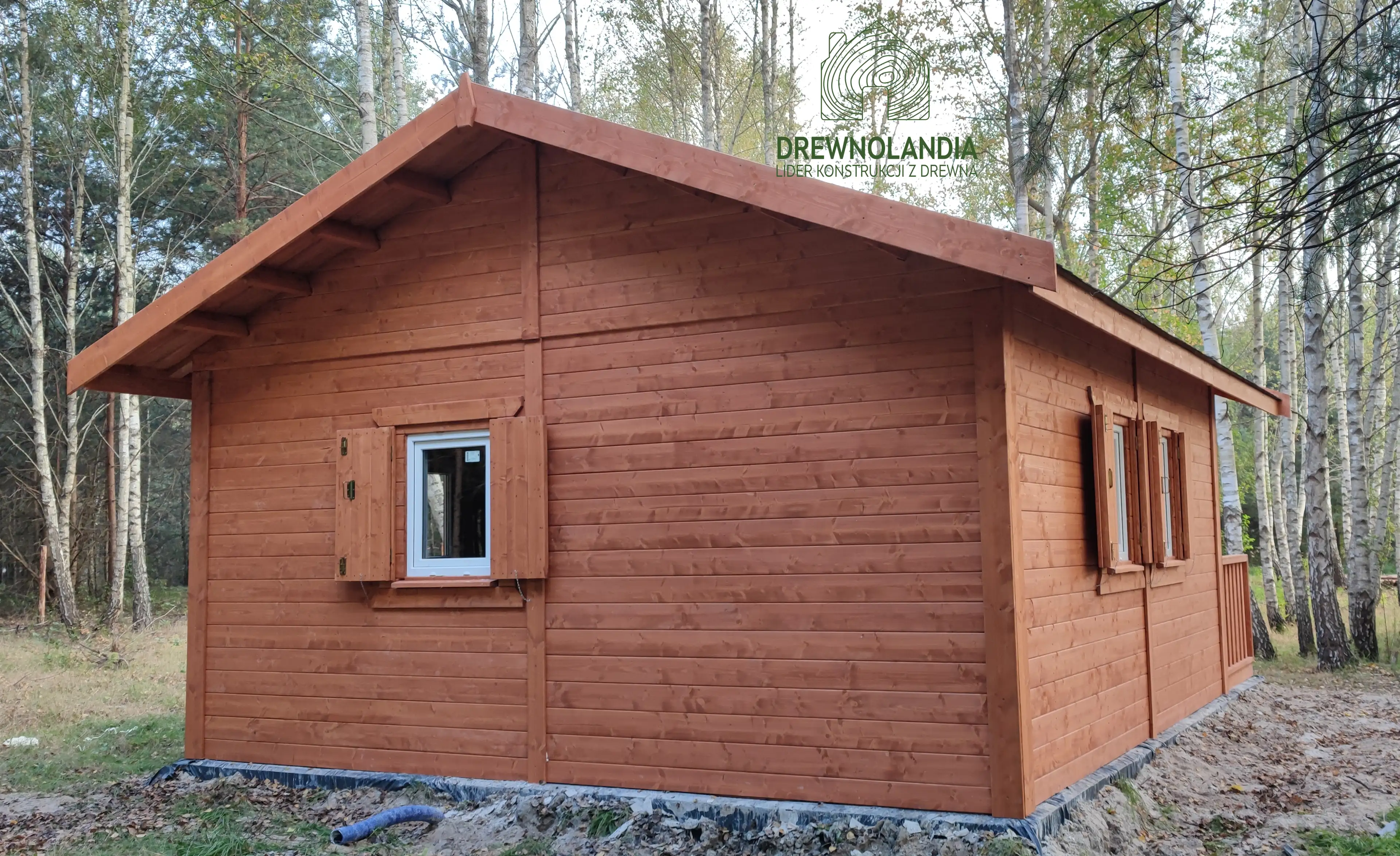 Drewnolandia - prosty i funkcjonalny domek SM-1