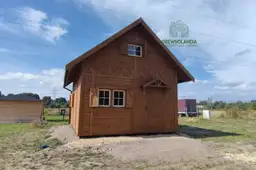 Domek szkieletowy Wiktor IV, 35m², drewniany, przestronny taras, idealny na rekreację