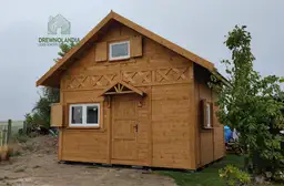 Domek letniskowy Wiktor II, 25m², z antresolą, wykonany z drewna