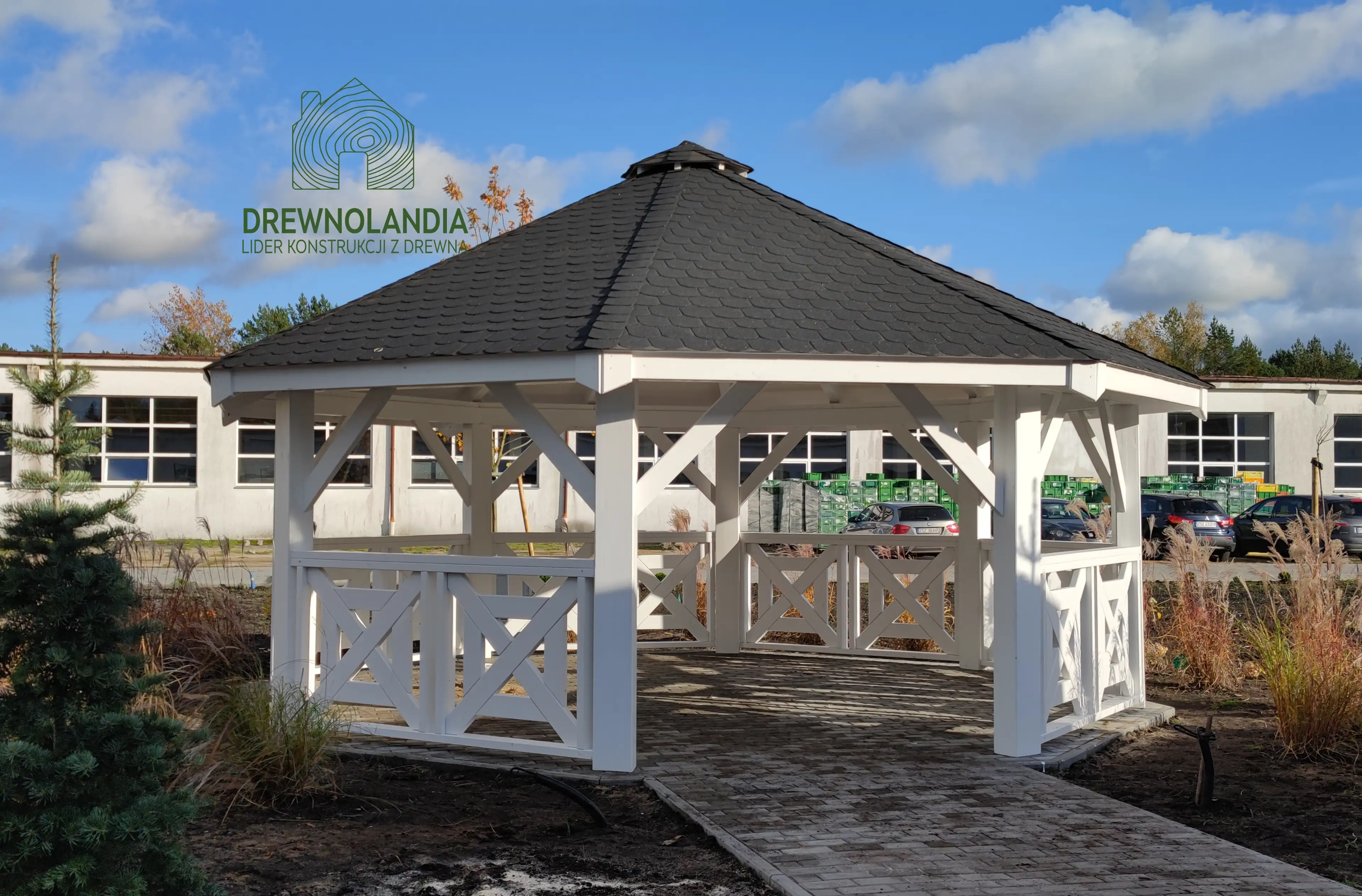 Drewniana altanka Eliza na działkę, ośmiokątna konstrukcja