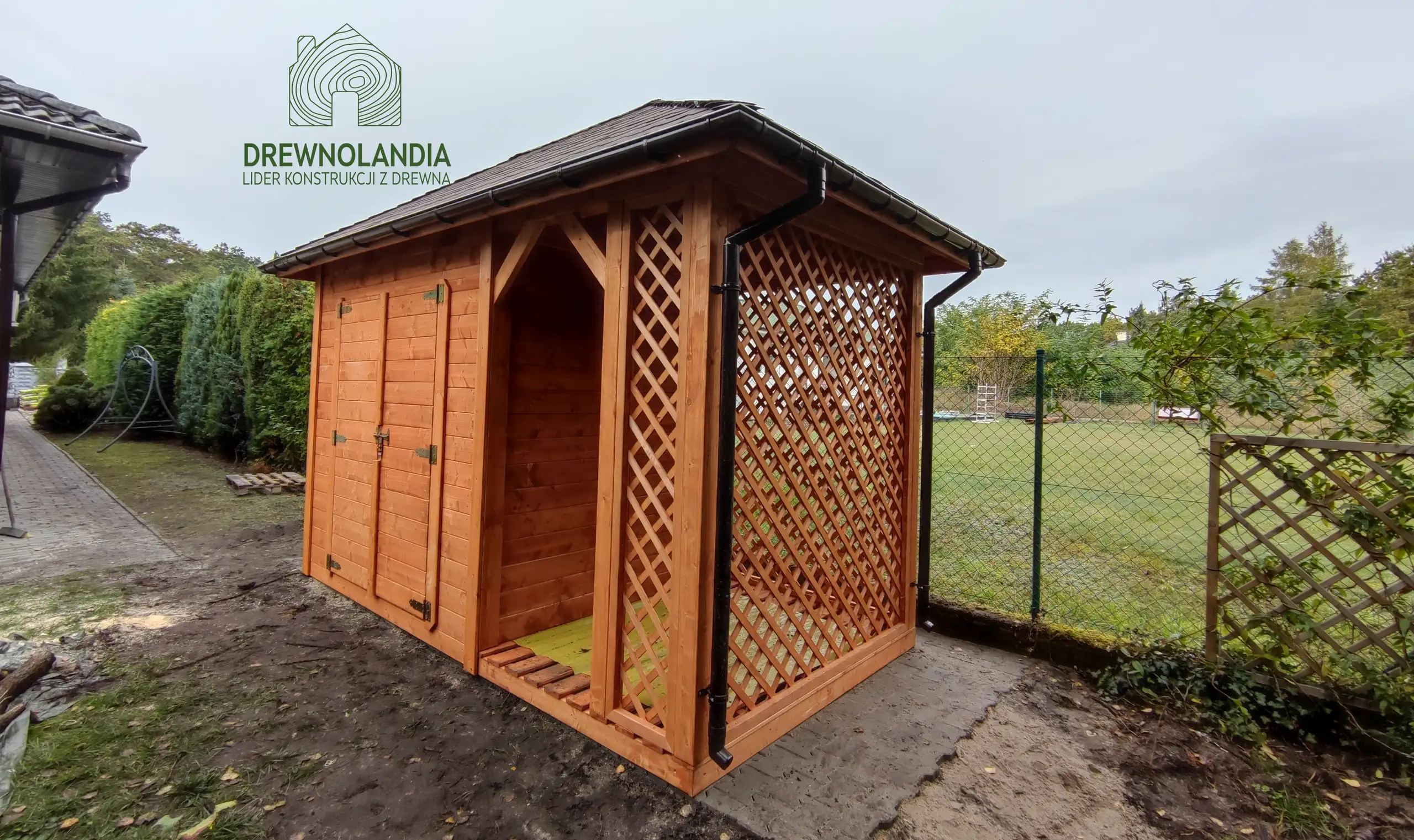 Domek narzędziowy z drewna Kacper - 4,5x3m z drewutnią 