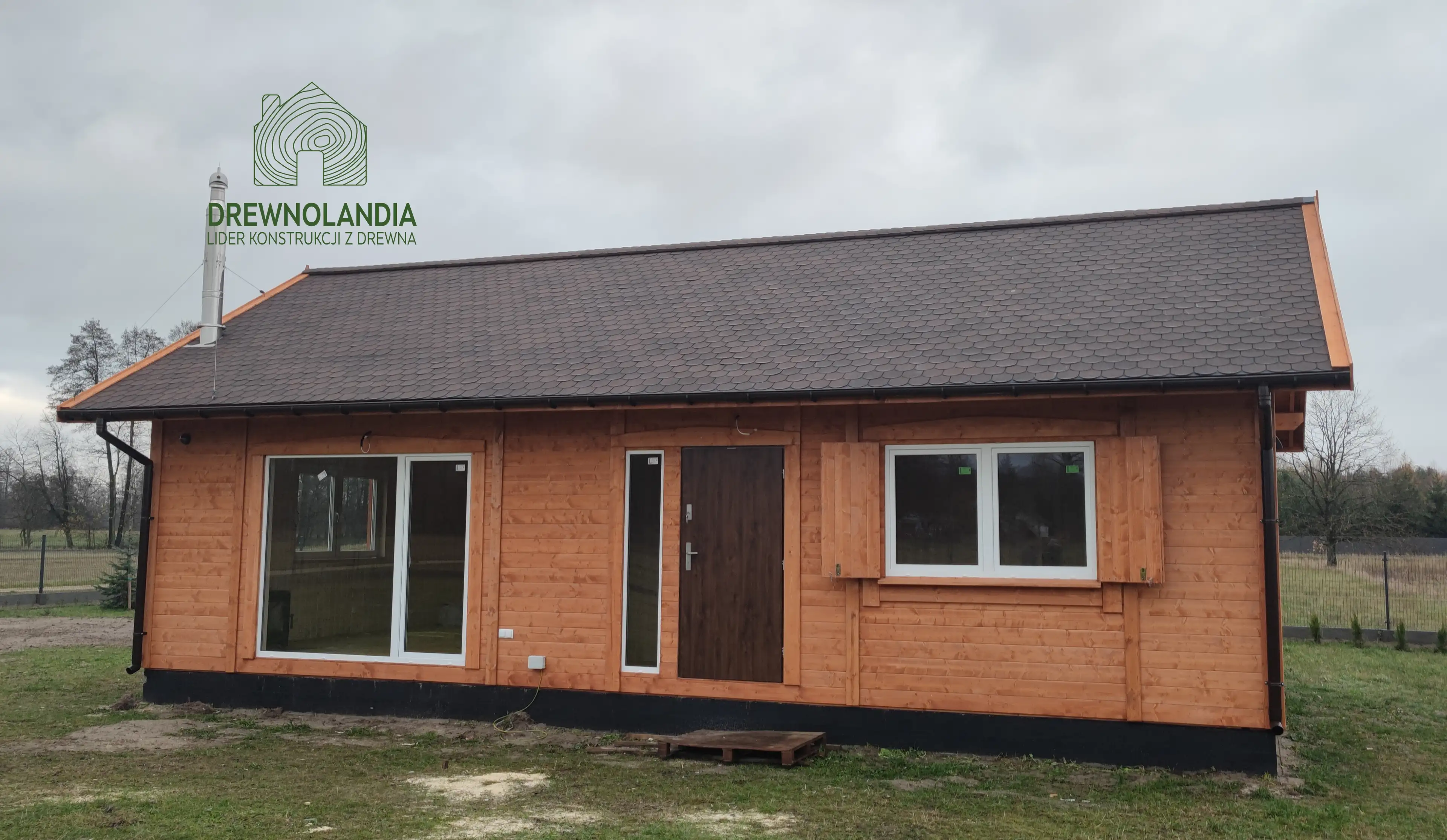 CRK17 – nowoczesny całoroczny dom rekreacyjny o powierzchni 66m²