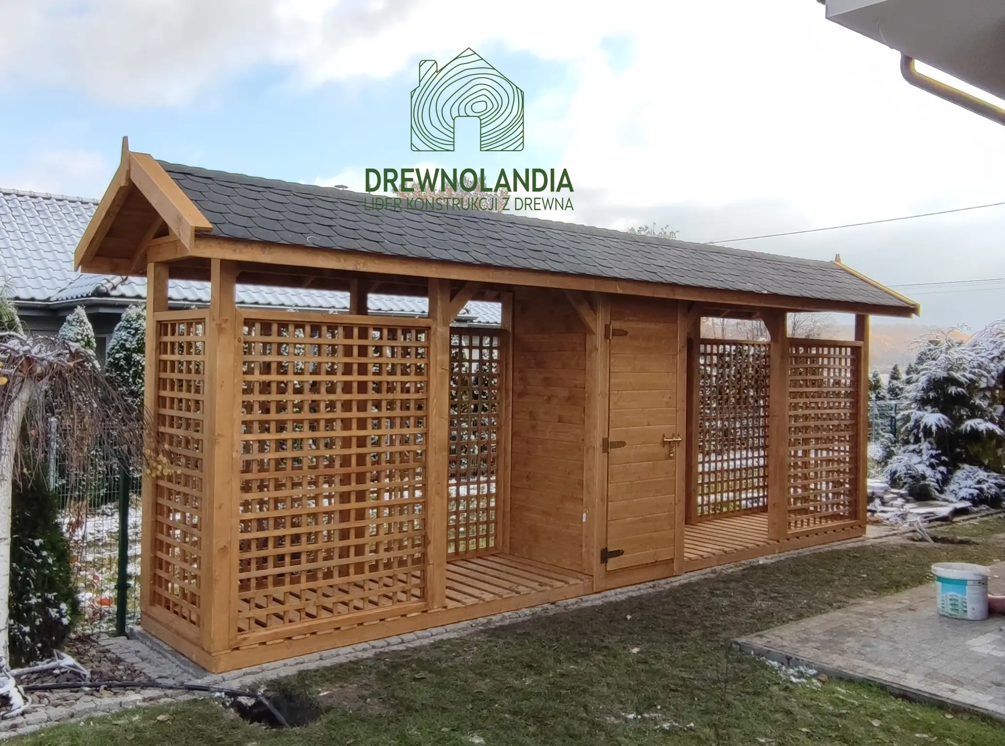 Drewutnia Dagmara - 7x1m, z magazynkiem narzędziowym 