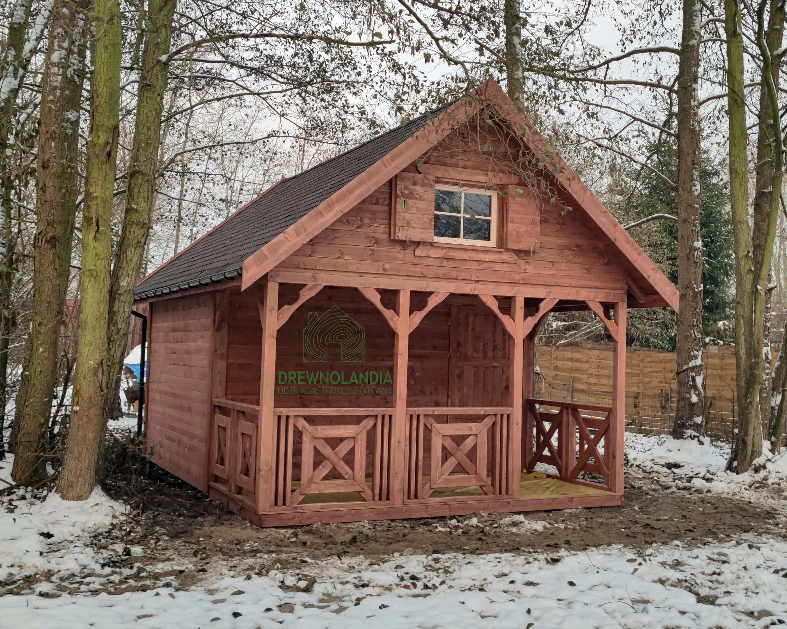 Letniskowy domek Amadeusz II z antresolą, drewniany, przestronny, 24m²