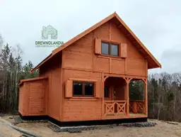 Drewniany domek na działkę Wiktor IV, przestronny, 35m², wykonany z wysokiej jakości drewna