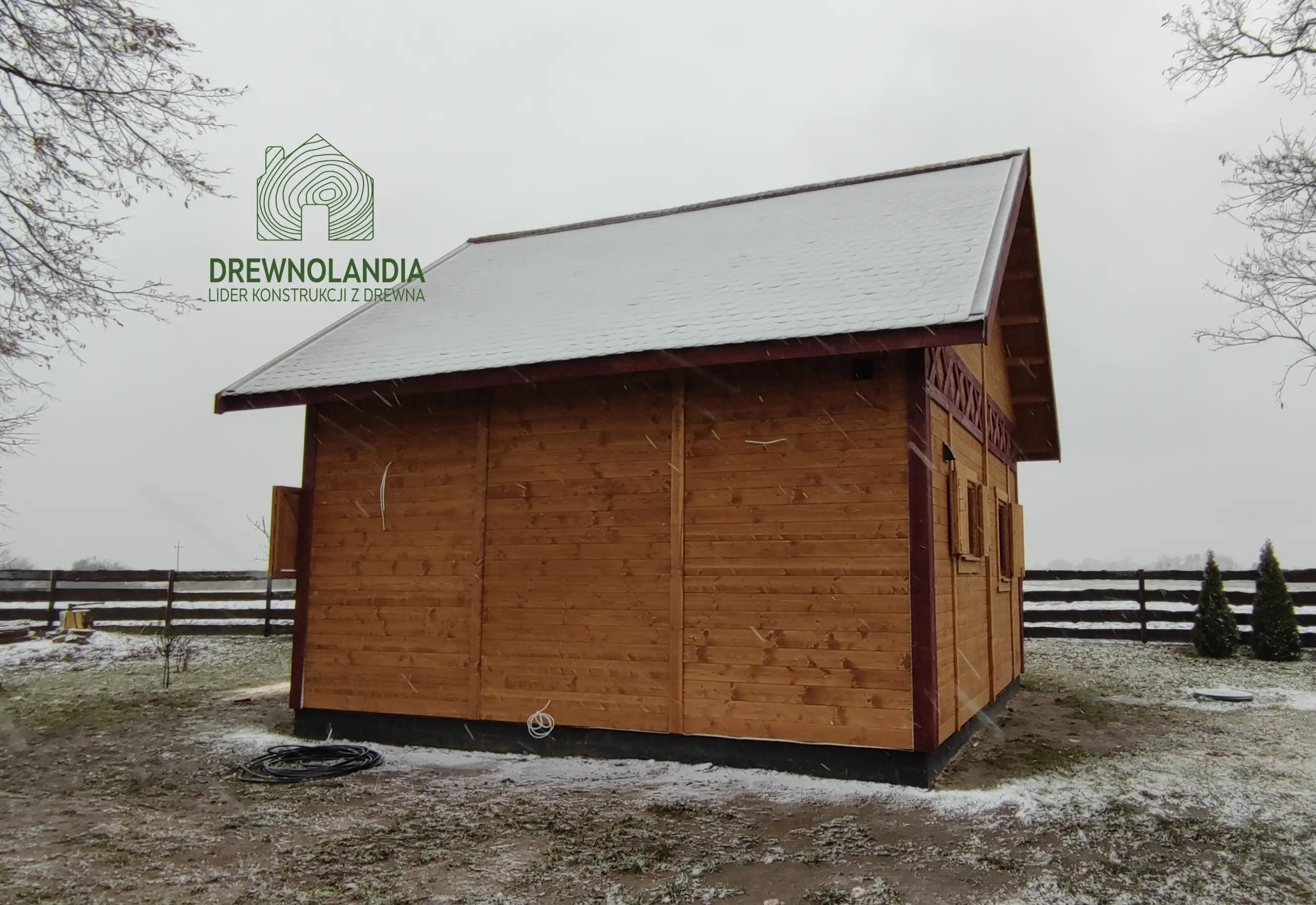 Drewniany domek Wiktor V z antresolą o powierzchni 35 m² – komfortowy projekt letniskowy