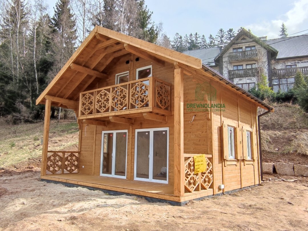 Drewnolandia CRP12 – domek rekreacyjny całoroczny, 35m² z tarasem