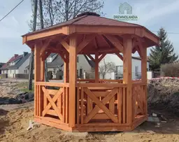 Altana ogrodowa Eliza z drewna, sześciokątna konstrukcja o wymiarach 3,4 m