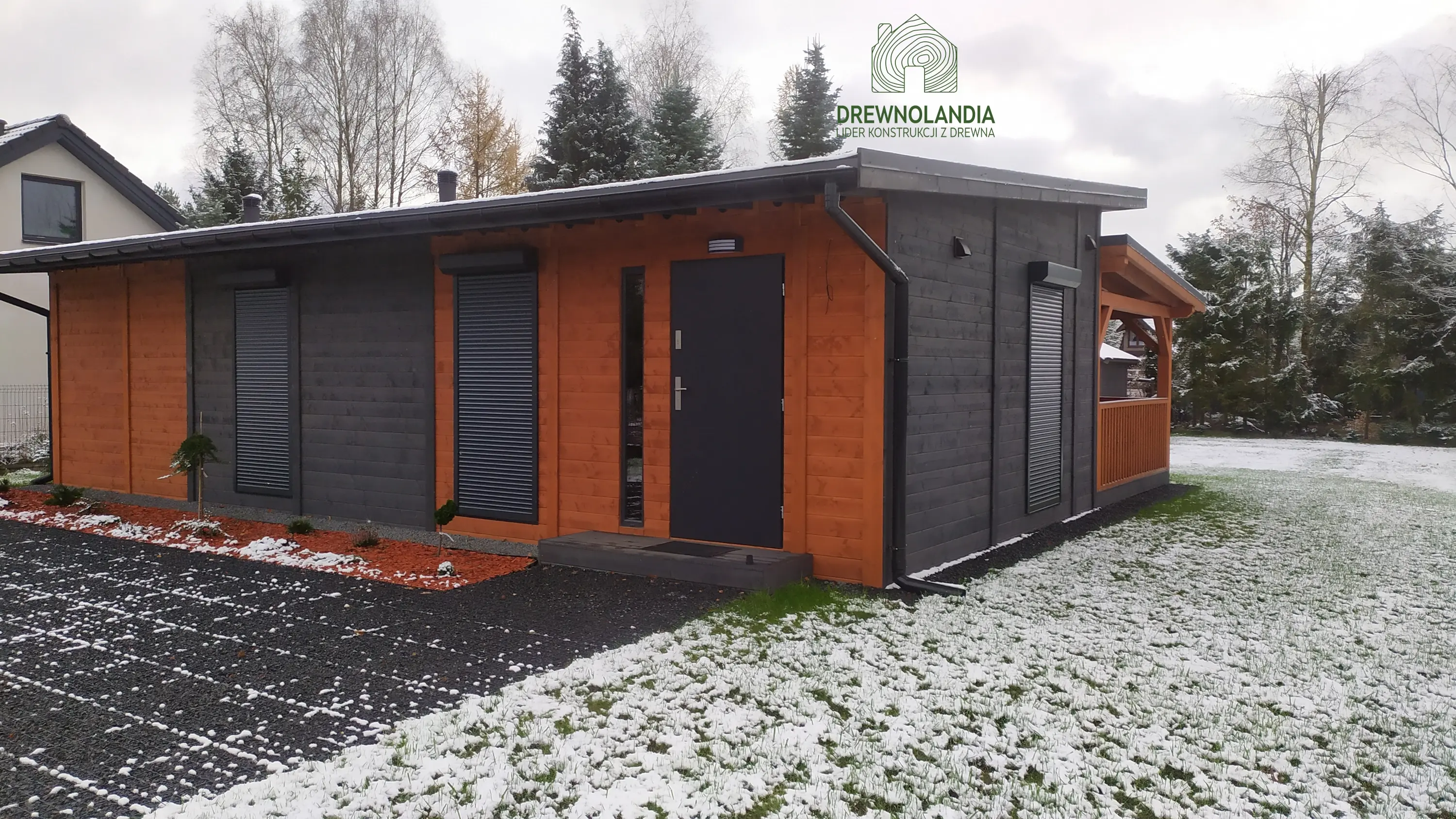 Drewniany domek letniskowy Marek z werandą – 35m² – idealny na działkę