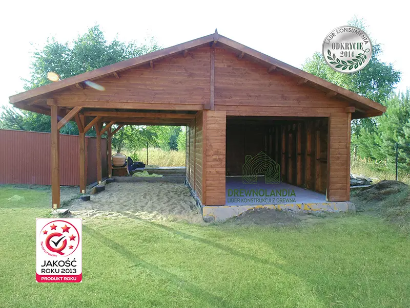 Drewniana wiata Laura 9x5m – Ochrona dla trzech pojazdów