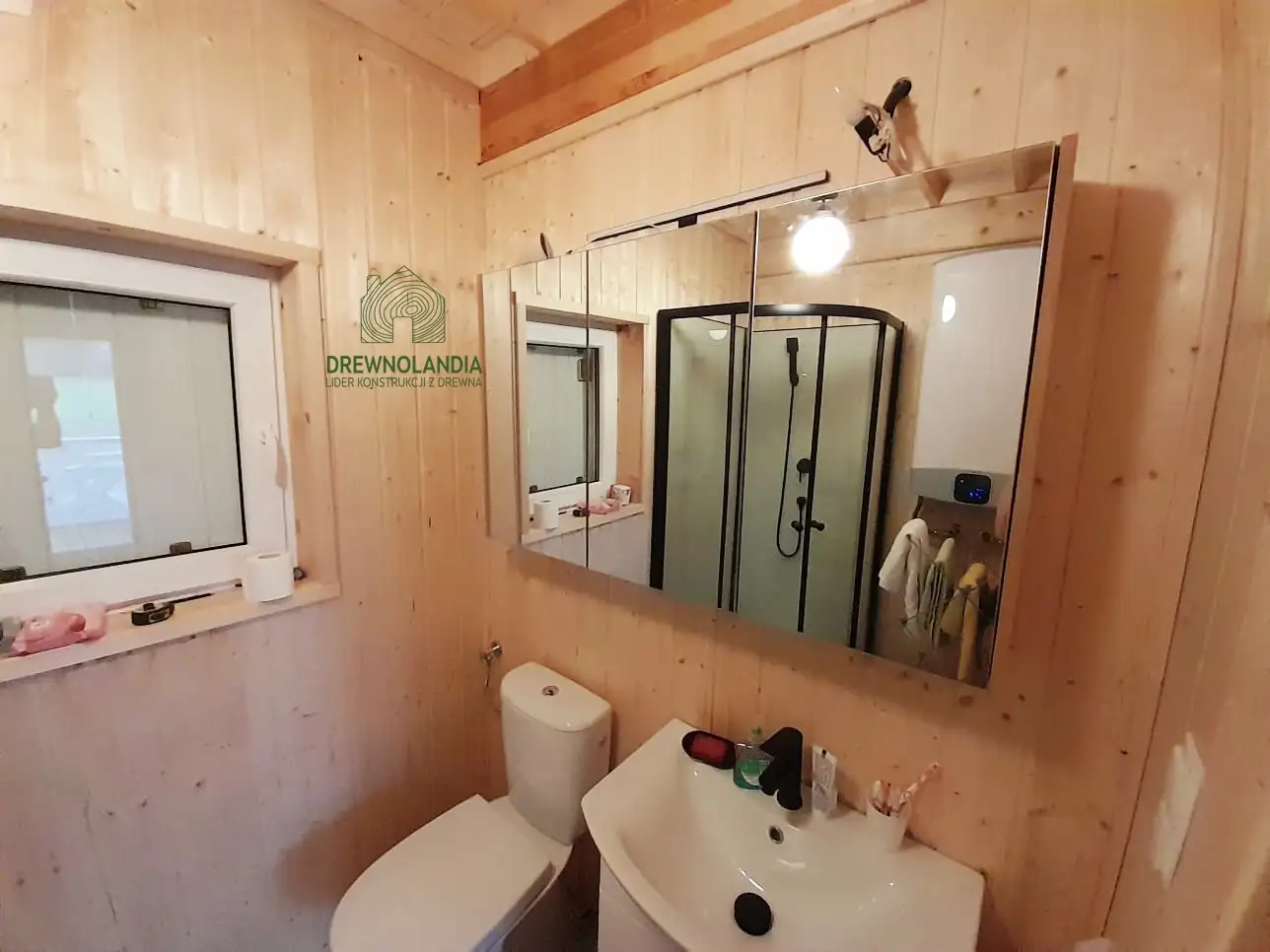 Domek CRP3 PLUS 33m² - całoroczny, mieszkalny z poddaszem i antresolą - Drewnolandia