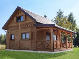 Julian - drewniany domek letniskowy 6x7,5m, zaprojektowany na działkę ogrodową