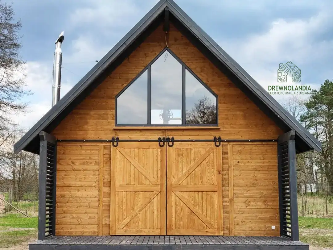 Drewniany domek CRA6 PLUS – idealny całoroczny dom na działkę