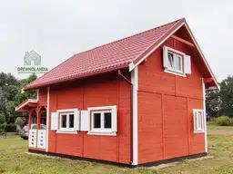 Całoroczny domek CRP7 PLUS z drewna o powierzchni 33 m², idealny na relaks i wypoczynek