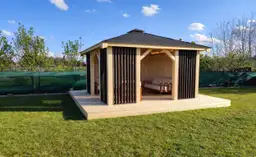 Elegancka altana ogrodowa – kwintesencja stylu i funkcjonalności