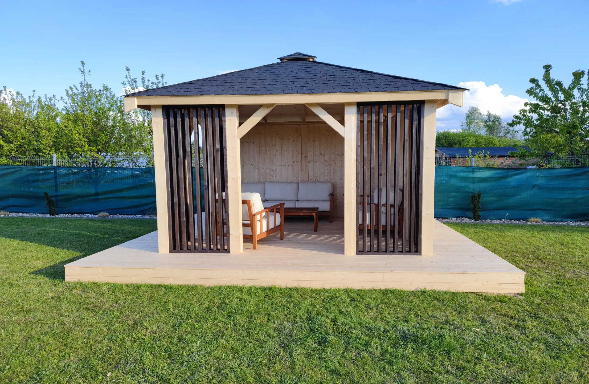 Altana Branda - 4m x 4m