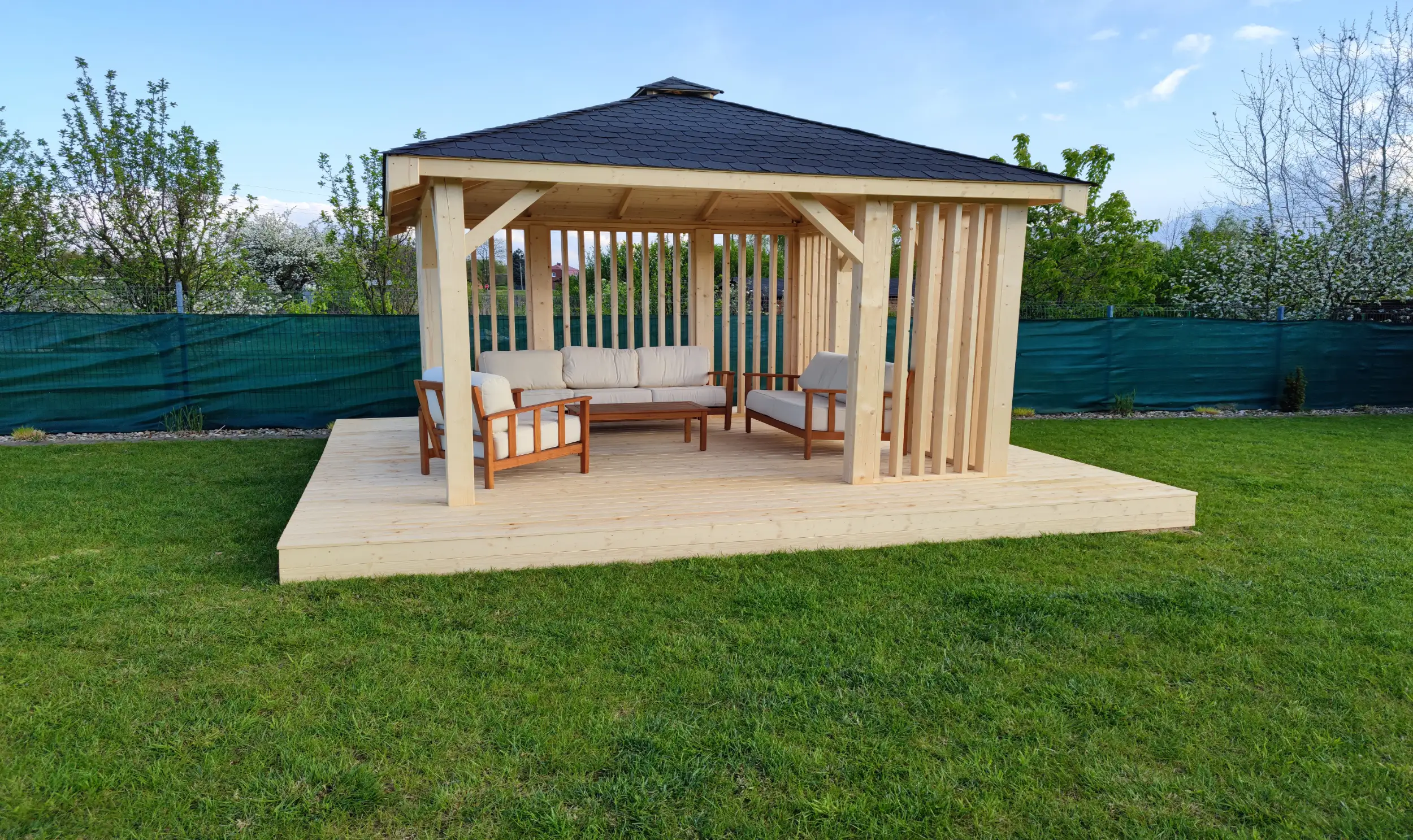 Ogrodowa wiata imprezowa Nela – funkcjonalność i styl