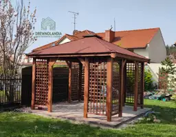 Drewniana altanka Ewa o wymiarach 3x3 m, idealna na działkę