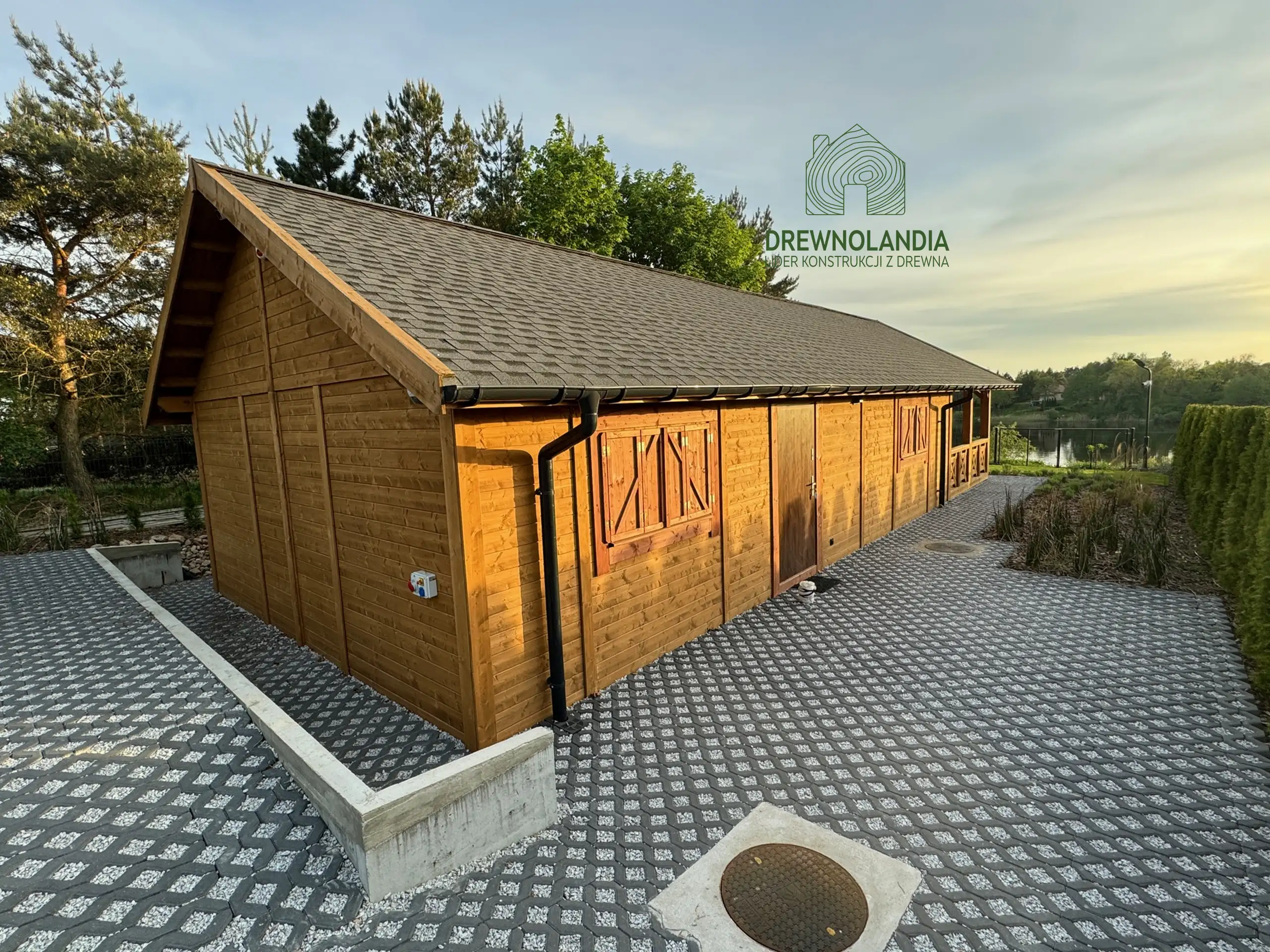 Parterowy domek letniskowy Antoni, drewniany, o powierzchni 70 m²