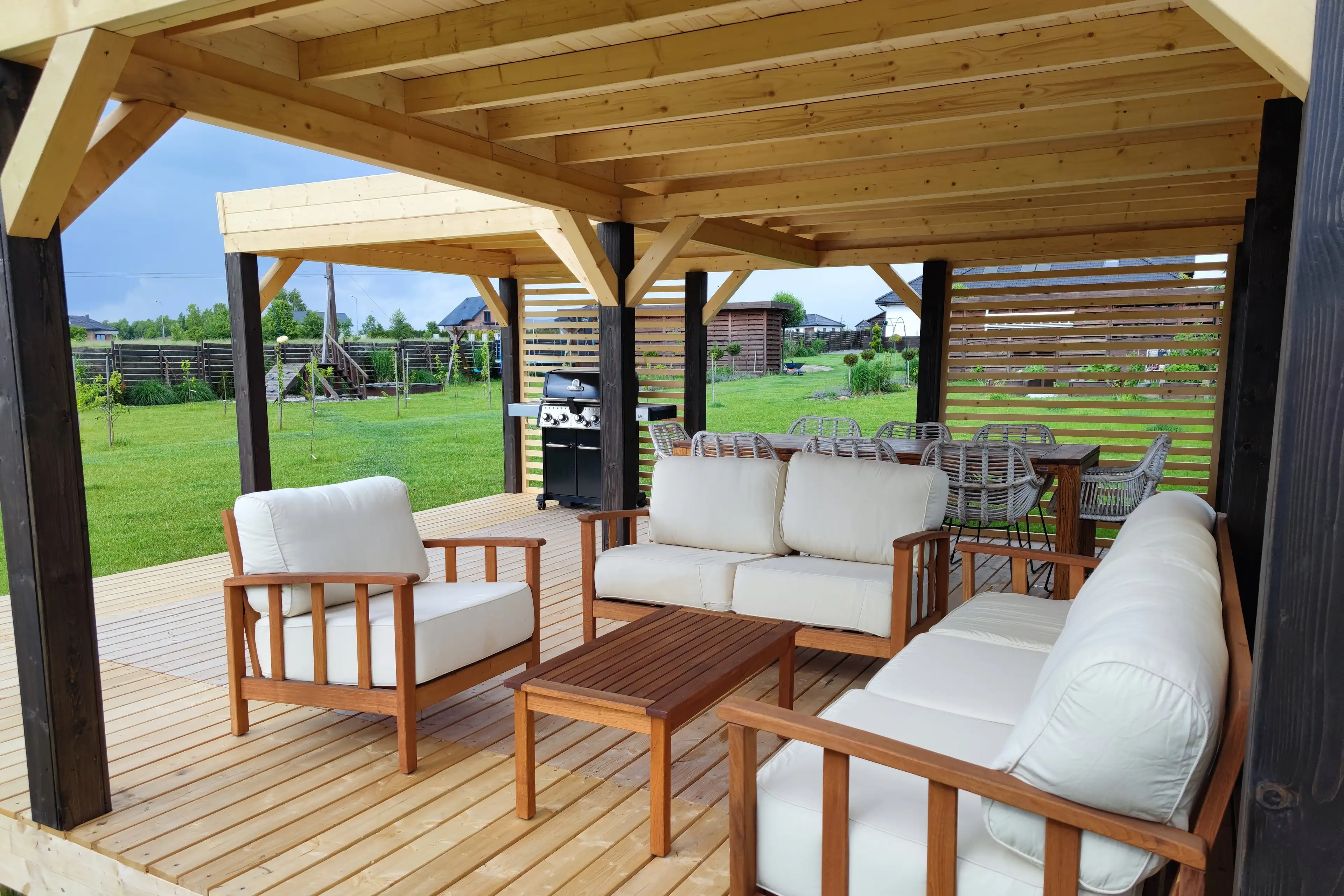 Altana Liwia - 6m x 6m