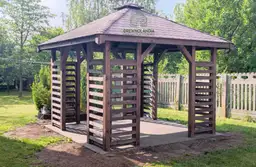 Altanka czterokątna z drewna Roksana do ogrodu