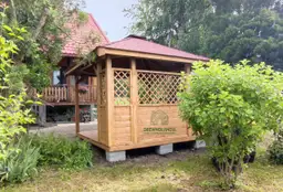 Drewniana altanka prostokątna Ilona na działkę – wymiary 3x3m