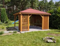 Kwadratowa altanka ogrodowa Nela 4x4 m – klasyka w Twoim ogrodzie