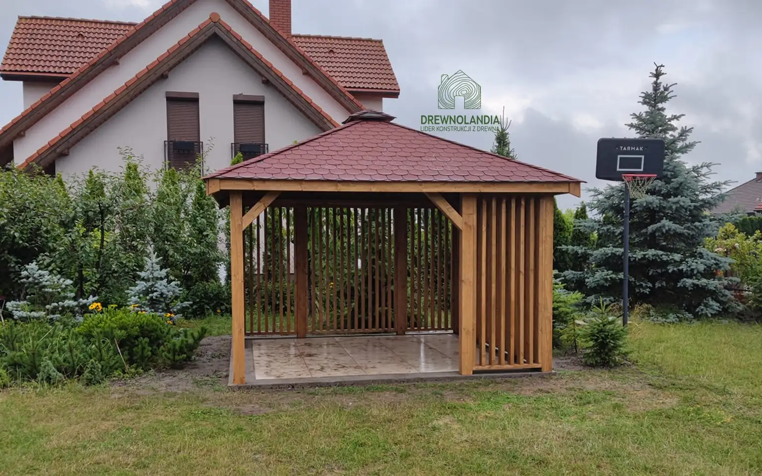 Altana Nela - 4m x 4m