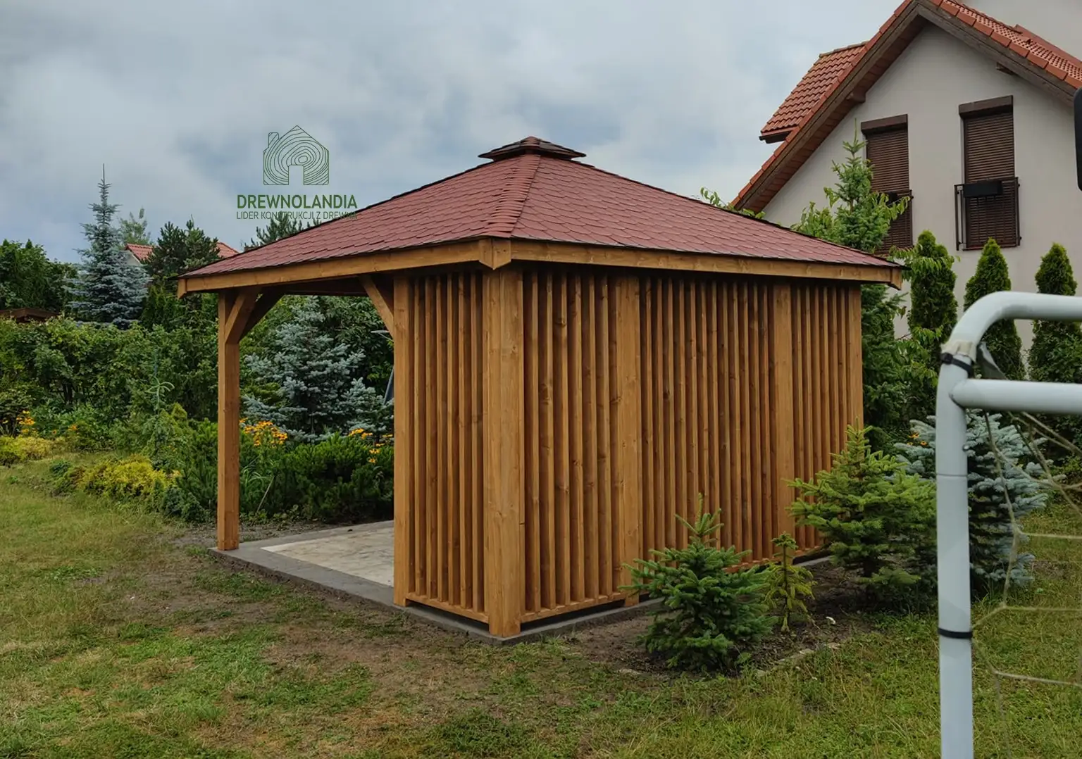 Altana Nela - 4m x 4m