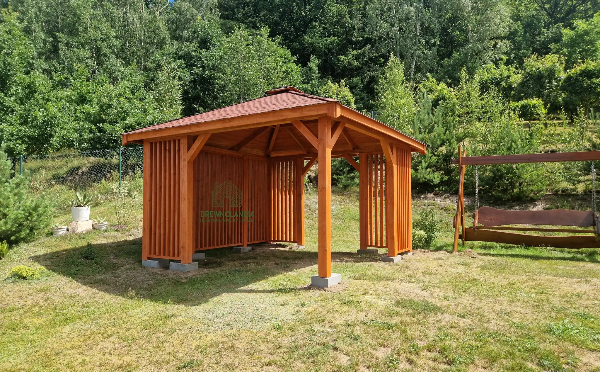 Altana Nela - 4m x 4m