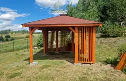 Czterokątna altanka ogrodowa Nela – drewniana elegancja