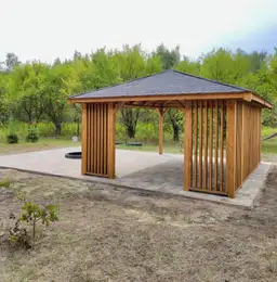 Drewniana altana ogrodowa Nela – idealna do dużego ogrodu