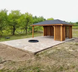 Nowoczesna altana ogrodowa Nela – przestronna i praktyczna