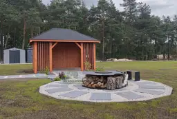 Drewniana altana Branda 4x4 m – solidna konstrukcja ogrodowa