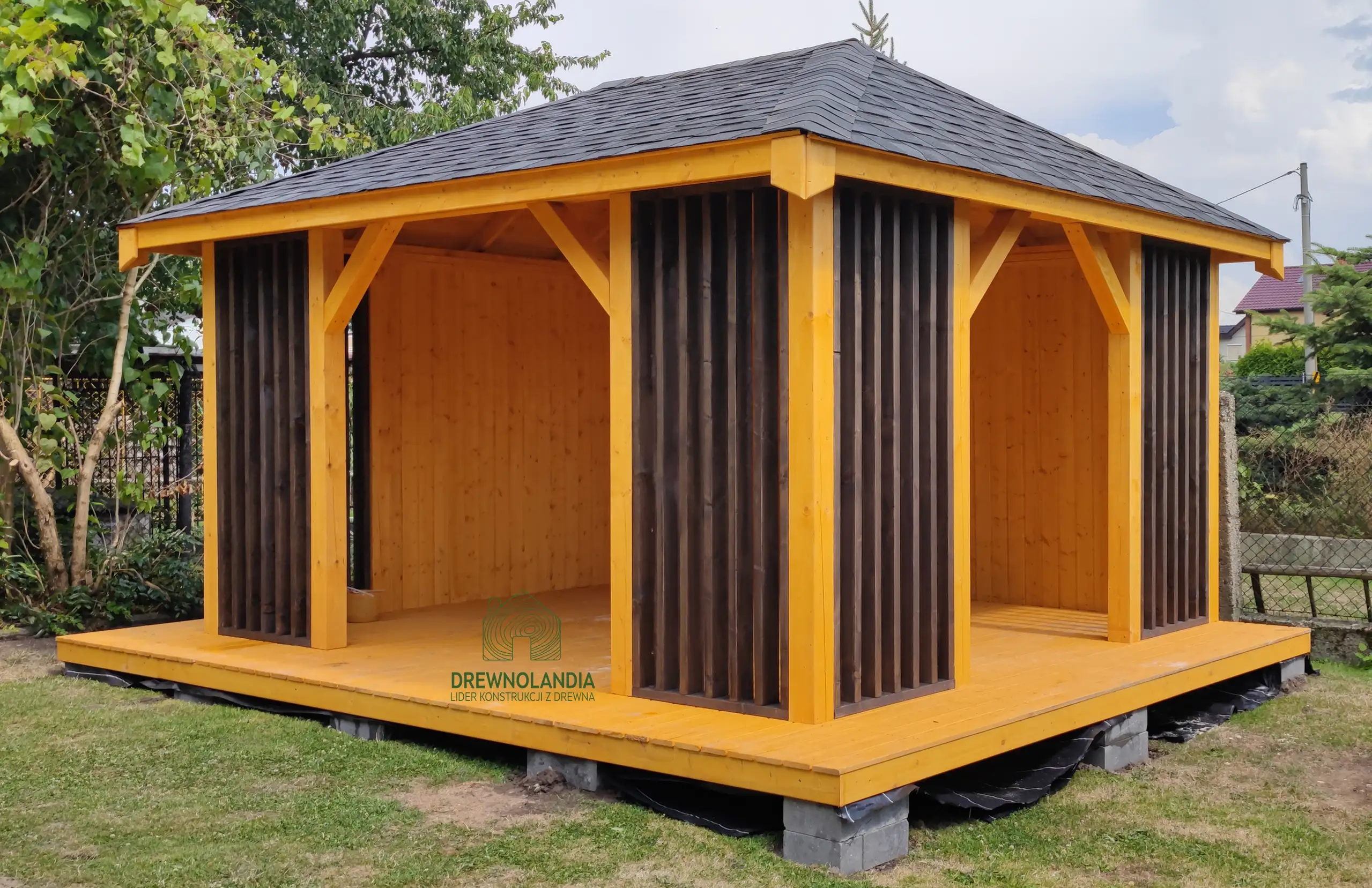 Altana Branda - 4m x 4m