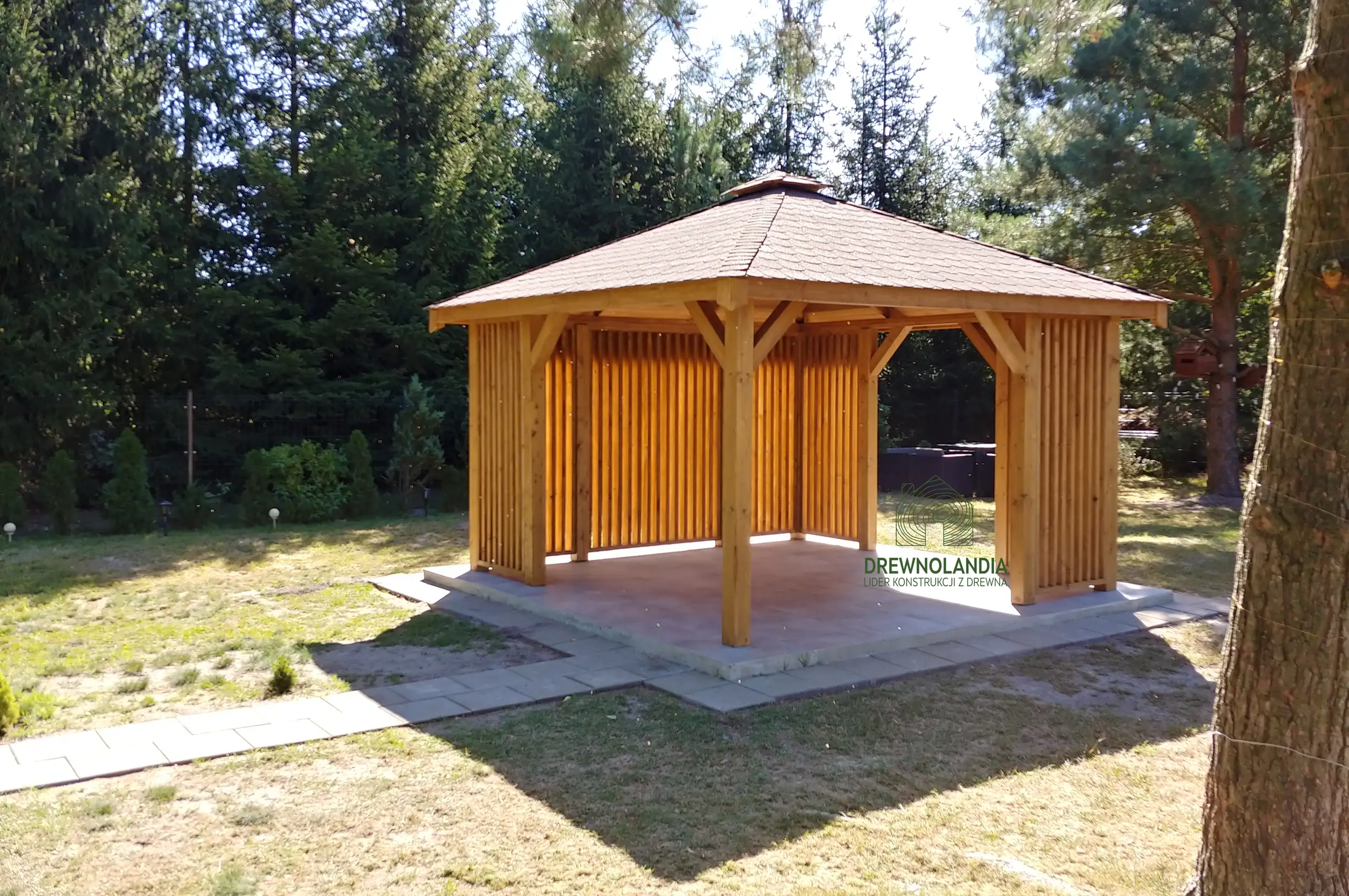 Altana Nela - 4m x 4m