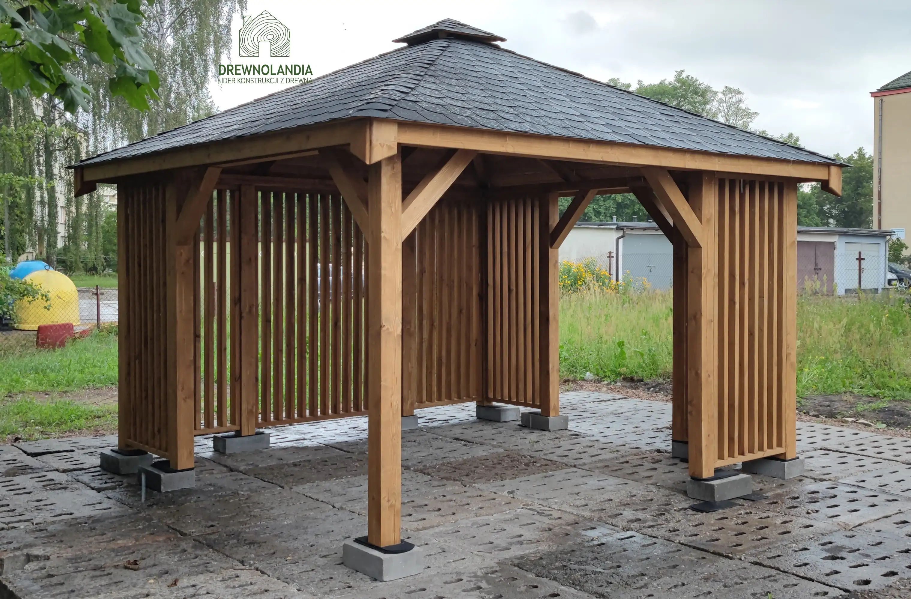 Nowoczesna altanka Nela – doskonała na działkę, wymiar 4x4 m