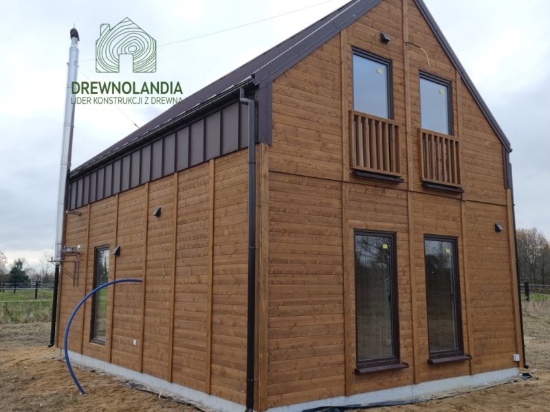 Nowoczesna stodoła Richard – drewniany dom 47m², przestronny i energooszczędny